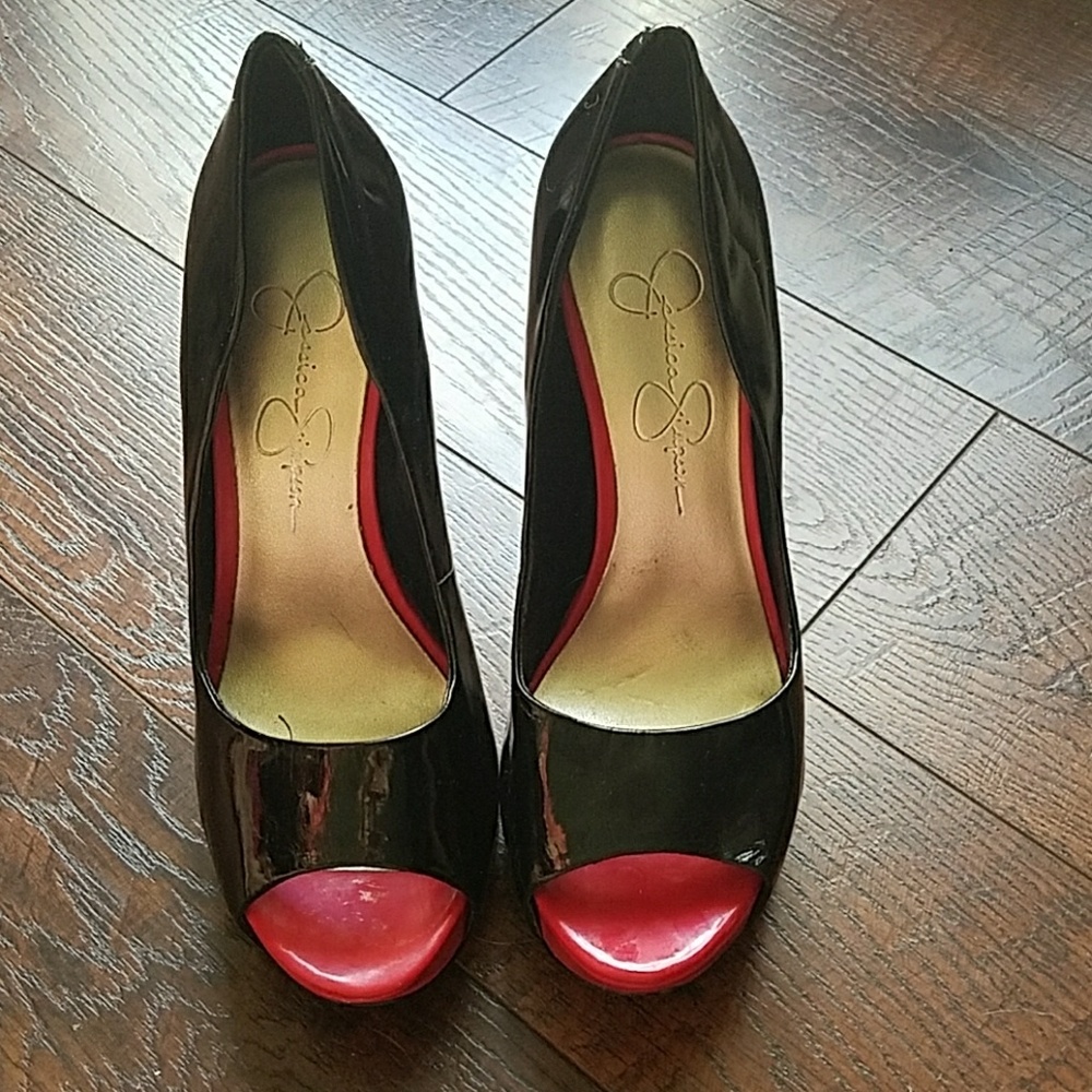 🌺 Black patent heels with red open toe - Picture 2 of 4